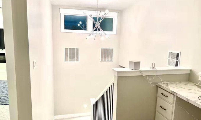 Southwest Ada County Alliance House | Modern & Conveniently located spacious 4-bedroom house in Boise/Meridian area