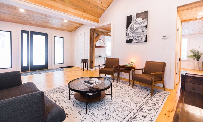 Columbiaville House | Modern Creekside Stay with Hot Tub 10 mins to Downtown Hudson