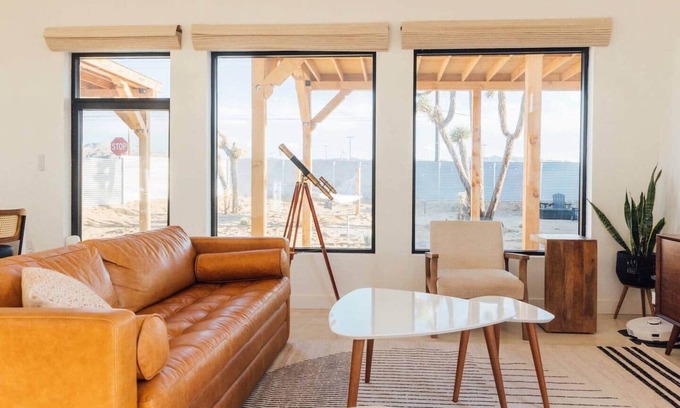 Yucca Valley House | Modern Desert Oasis minutes from the park