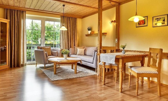 Frauenau Apartment | Modern eingerichtete 49 qm Wohnung in der Glasstadt Frauenau