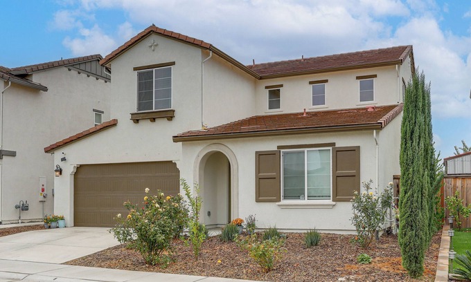 Roseville House | Modern Family Home in Suburbs of Sacramento!