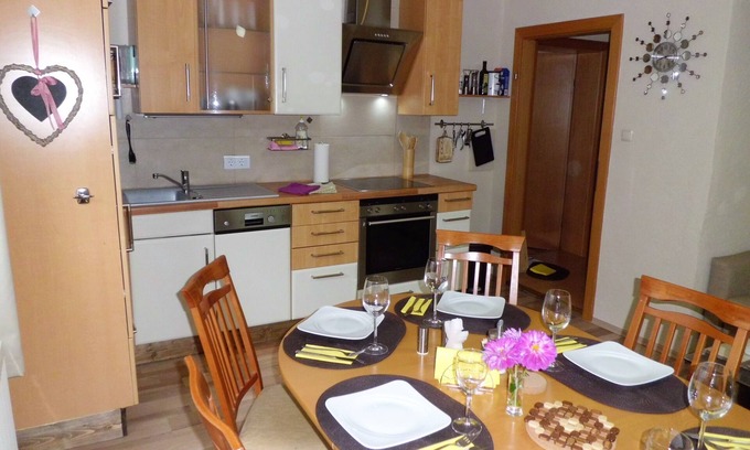 Bad Hofgastein Apartment | Modern FEWO centrally located with free Alpentherme entry, only 400m to the ski lift