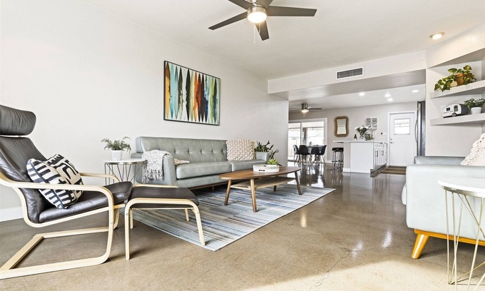 Tempe House | Modern GEM-ASU-Spring Training-Private Pool