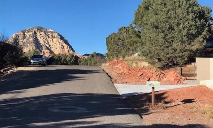 West Sedona Cottage | Modern Guest Home in West Sedona - Walk to Trails