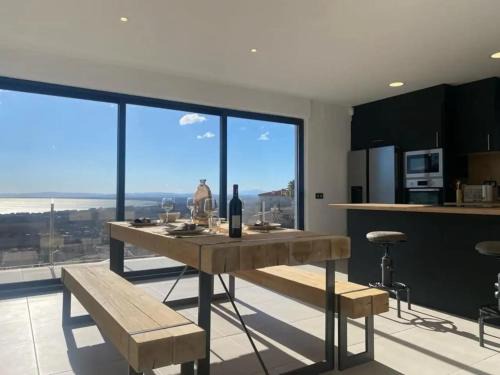 El Mas Fumats House | Modern House with City View in El Mas Fumats
