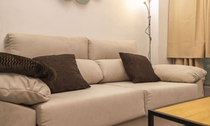 Villa de Vallecas Apartment | Modern Luxury in Prime Location