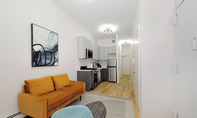 Manhattan Valley Apartment | Modern New 2-BDR apartment steps to Central Park with WiFi, AC, Washer&Dryer
