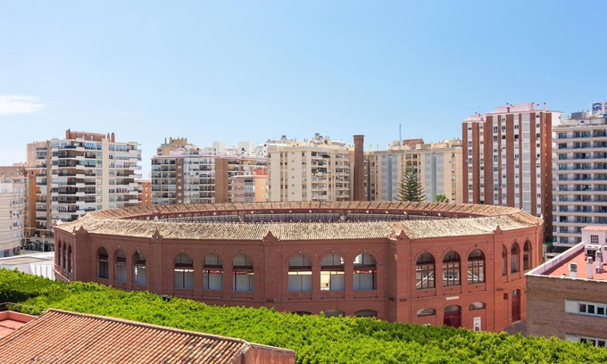 Campos Eliseos Apartment | Modern Penthouse with Private Solarium and Stunning Views, Close to Beach and Historic Center