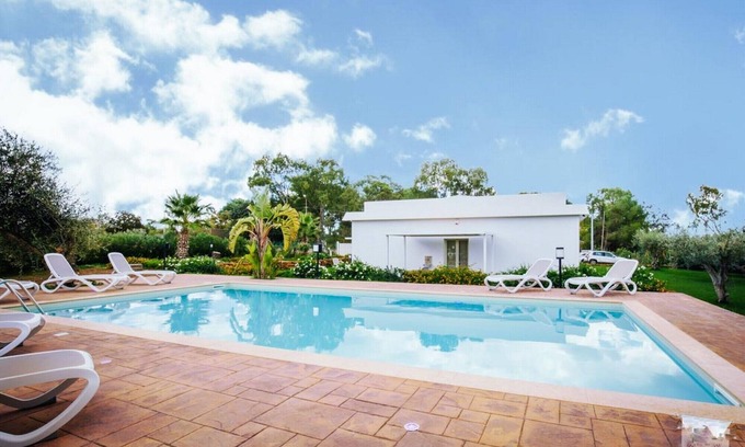 Montevago Villa | Modern Property with Private Pool, Garden, Wi-Fi, Terrace, Barbecue, Air Condit.