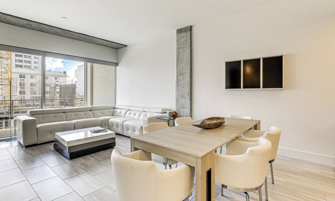 Rosemary District Condo | Modern Sarasota Condo w/Pool: Walk to Water!