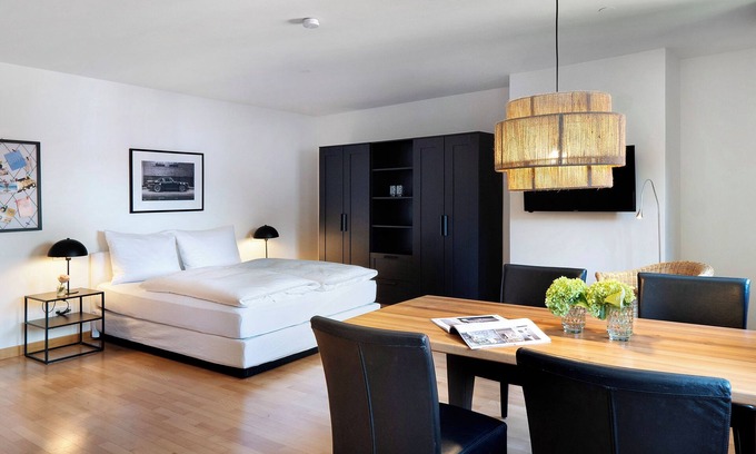 Wangen im Allgaeu Apartment | Modern Studio Apartment No. 21 in the City Center with Wi-Fi