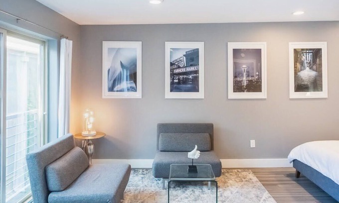 Belltown Apartment | Modern studio in the heart of the city
