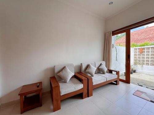 Dalung Apartment | Modern Studio with Pool Between Canggu and Ubud