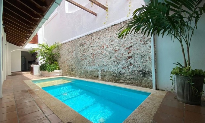 Cartagena Walled City Villa | ✯Modern & Stylish 6BD Villa✯ in Old City w/ Pool