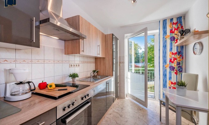 Heringsdorf Apartment | Modern vacation apartment in Herimgsdorf with balcony - only 200 m to the beach