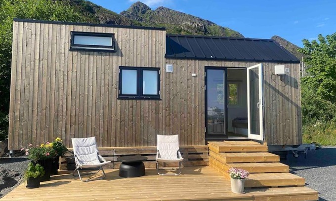 Moskenes Apartment | Moderne minihus ved havet