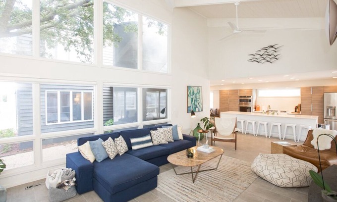 Northeast Virginia Beach House | Modernist Oasis is located in the beautiful North End of Virginia Beach