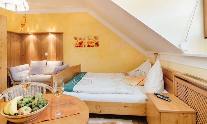 Pfarrkirchen im Muehlkreis Apartment | Mohnblumen Studio, 2 Personen - Gästehaus Pension Lang