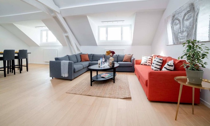 Ixelles Apartment | Moliere VIII - Four Bedroom Apartment, Sleeps 10