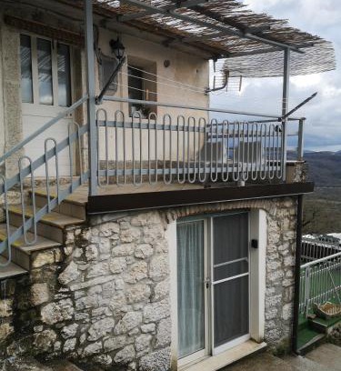 Sessano del Molise Apartment | Molise isernia è casa Sbriglio, tra cascate, laghi, fiumi e relax
