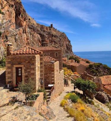 Monemvasia Hotel | MonoLithos Inn