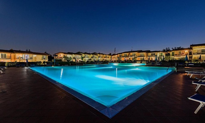 Manerba del Garda Apartment | Montecolo Resort by Wonderful Italy