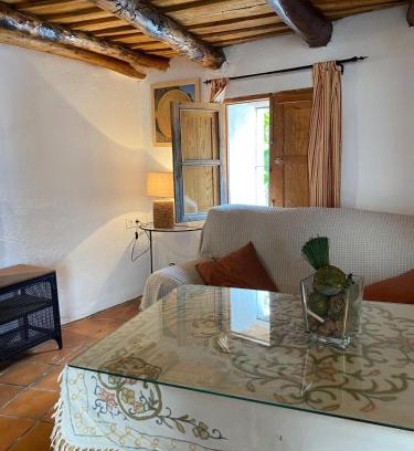 Linares de la Sierra House | Monteperdido