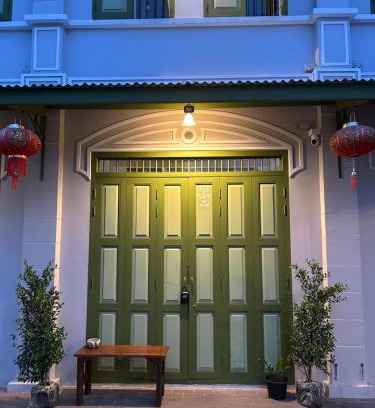 Chakkrawat Villa | Mookda House Chinatown BKK near MRT Samyot