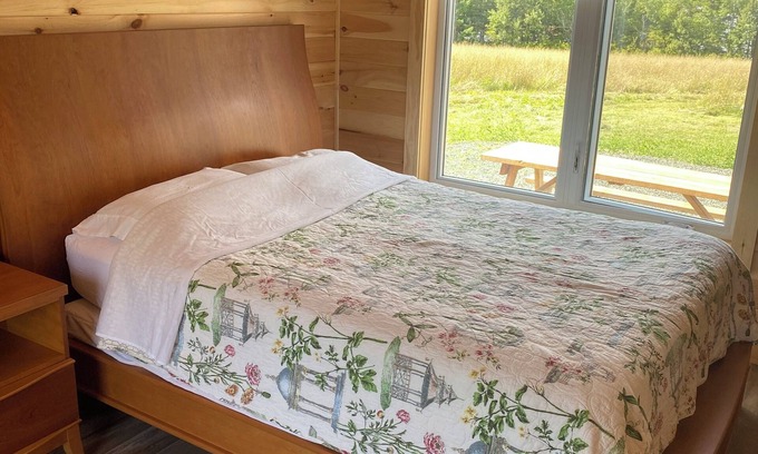 Acadian Coastal Drive Cottage | Moonage Daydream - private waterfront cottage in the country