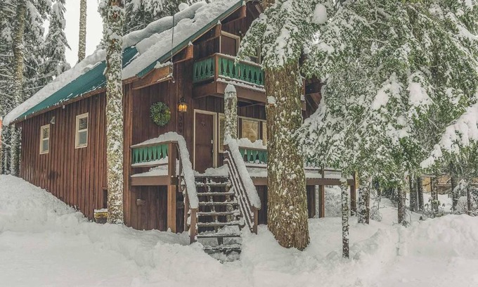 Government Camp House | Moosewood Cabin - Meredith Lodging