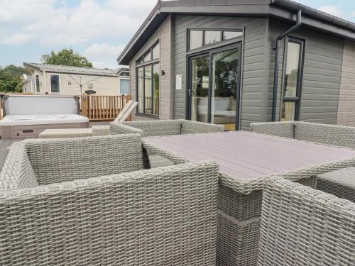 Redruth House | Mordros Lodge