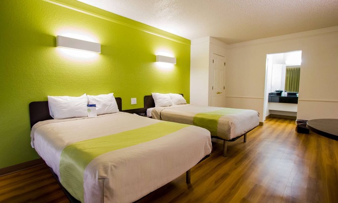St. Johns Hotel | Motel 6 Austin, TX - Midtown