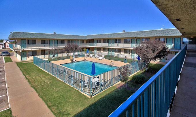 Douglas Hotel | Motel 6 Douglas, AZ