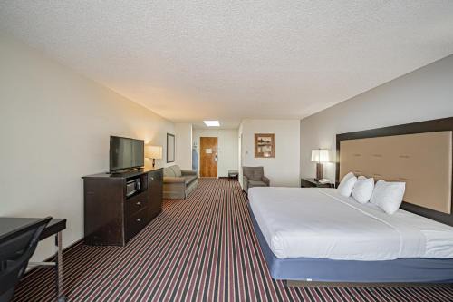 Chubbuck Hotel | Motel 6 Pocatello ID
