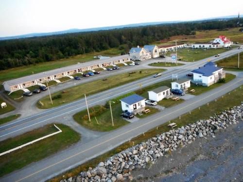Pointe-au-Pere Hotel | Motel de la mer