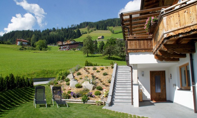 Pankrazberg Apartment | Mountain Chalet Zillertal - Family holiday on the mountain near the spa
