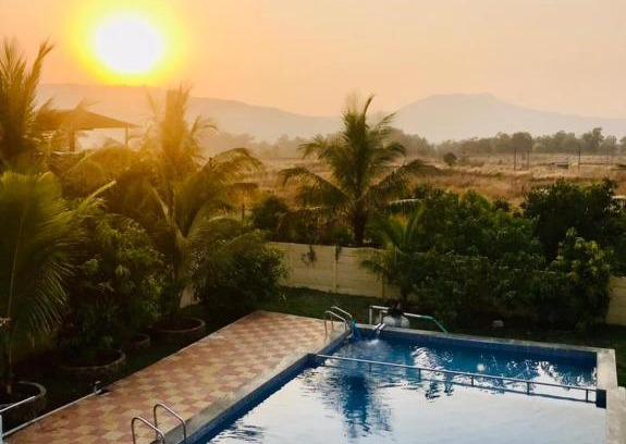 Karjat House | Mountain Point Farmhouse