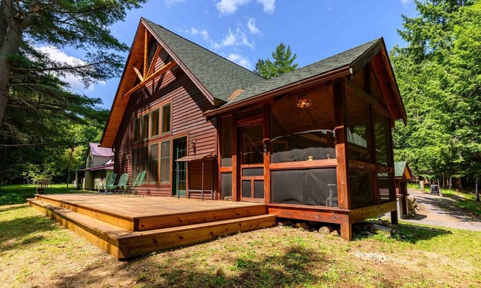 Inlet House | Mountain Top Cabin on 5th Lake