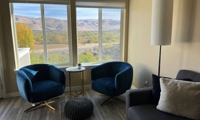 Southeast Boise Condo | Mountain View Memories: Million $ Views