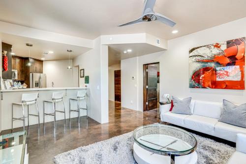 West Sedona Apartment | Mountain-View Patio Sedona Suite Near Trails
