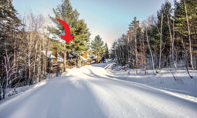 Bartlett House | Mountainside @ Attitash | Central + Ski in/Ski out