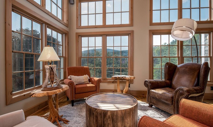 Ludlow Cabin | Mountainview Lodge - Newly Renovated Luxury Home <1 Mile To Okemo!