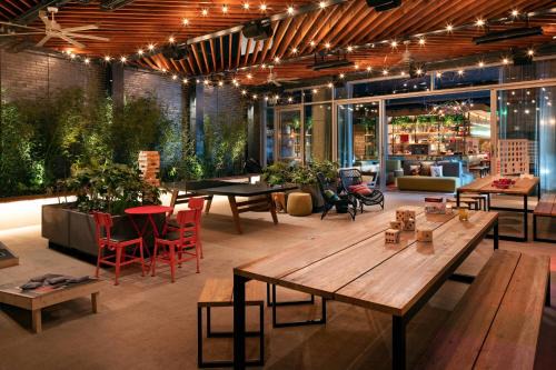 West Campus Hotel | Moxy Austin - University
