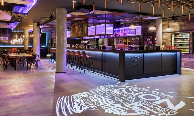 Ostend Hotel | MOXY Frankfurt East