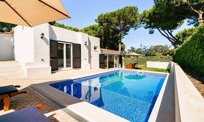 Branqueira Villa | Mrd T3 Villa Pinhal - Quinta da Balaia - Albufeira