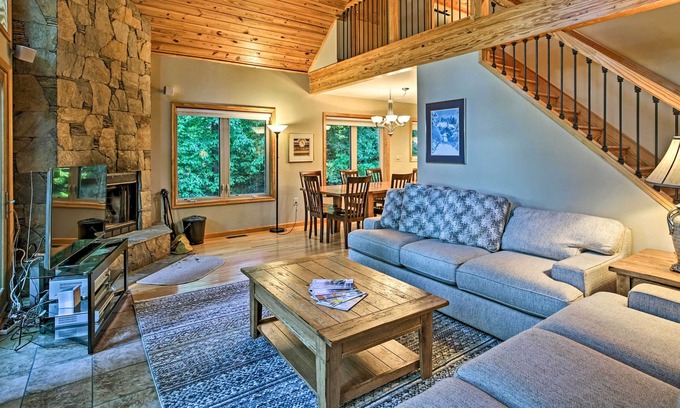 Nellysford Cottage | Mtn Home w/ Nature Preserve Views By Hiking Trails