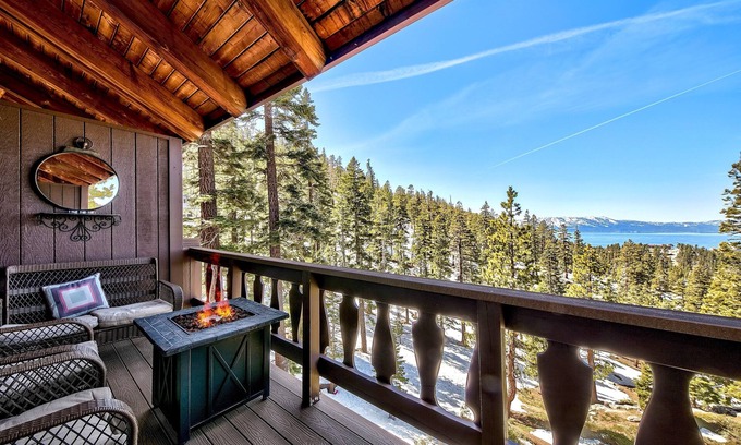 Tahoe Village Cabin | Mv8 lakeview across from Heavenly