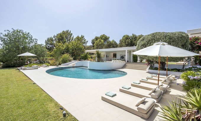 Sant Josep de sa Talaia Villa | My Rental Homes - Can Las Palmas with private pool garden and Barbeque