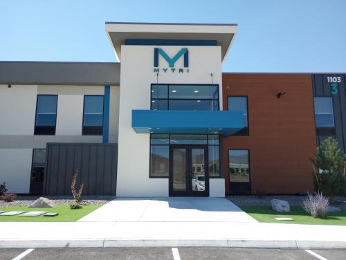 Sparks Hotel | My TRI Suites Reno Sparks