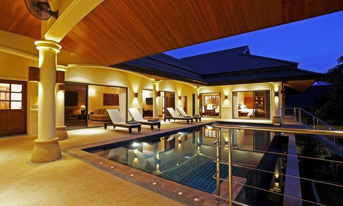 Rawai Villa | NAI HARN BEACH - Outstanding 4 Bedroom Pool Villa